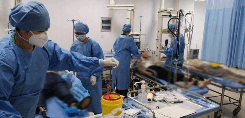 beat365在线唯一官网二院急诊抢救患者